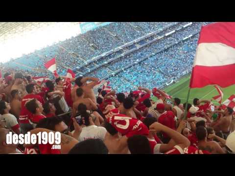 "Vs Grêmio - BR14 - Matar um Puto tricolor (Entrada dos Times)" Barra: Guarda Popular • Club: Internacional