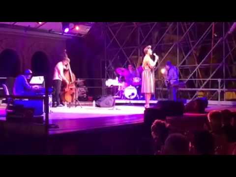 Joyce E. Yuille - Grado 29.07.2018