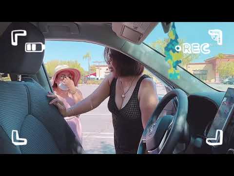 Surprise Car Raid w/ Lucky Melody! 😍😍😘😘