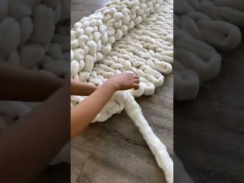 White wool super chunky yarn - non-mulesed merino wool rovin...