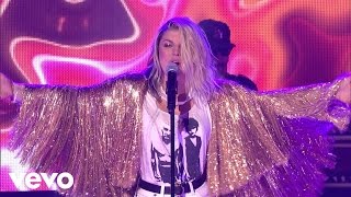 Fergie - Life Goes On (Live From Dick Clark’s New Year’s Rockin’ Eve)