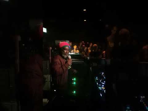 Channel One Sound system  in geneva le groove(3)