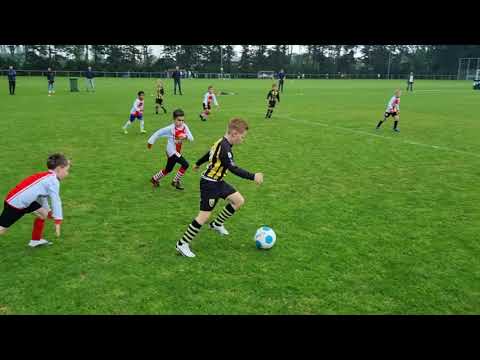 Wilhelmus JO8-1 vs RKAVV JO8-1