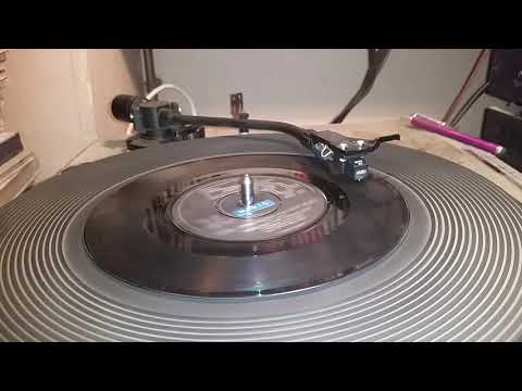 Diana Ross and Marvin Gaye - Stop, Look, Listen (To Your Heart)  Tamla Motown  Soul  45 rpm