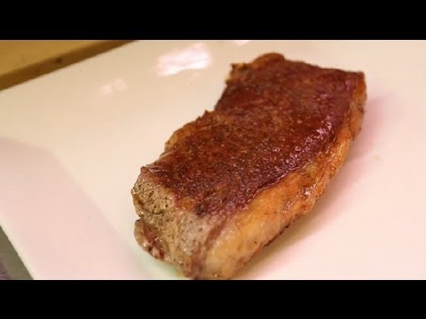 How to Sear a Steak in a Black Iron Skillet : Meat...