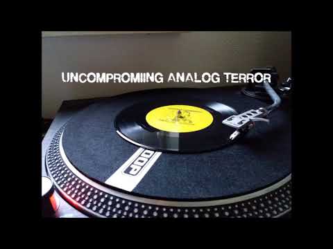 UNCOMPROMISING ANALOG TERROR THE UNTITLED - MOTORBOAT SAFARI KUT#4a