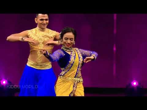 Lavni Apsara aali Dance cover by Ashish Patil and Rutuja junnarkar