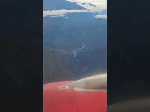 Aterrizaje en las.montañas de los.Andes, Pasto. Nariño ,  sur de Colombia