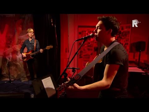 Bewilder - Minor Blues (Hold On) - Live uit Lloyd