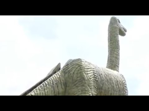Dinosaurios en Campo Verde de Pirayú abiertos al público