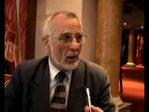 Jovan Deretić: Pravi Tito je imao okrugle oči!