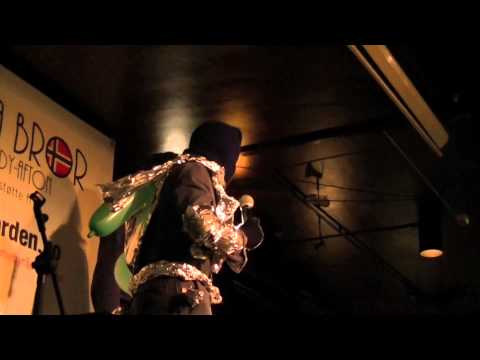 Standup 04.11.12 med SnilleRunar og Framtidsmannen