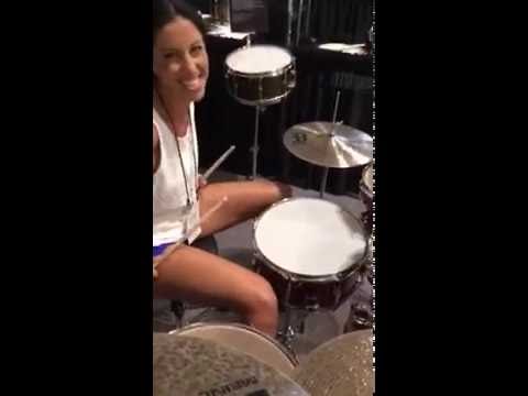 Alyssa Jacey's first drum lesson! NAMM