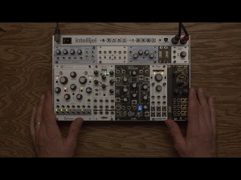 Tiny Synth - Modular Patching With A Small System