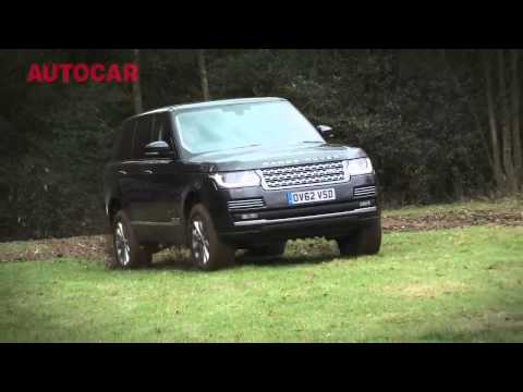 Range Rover v Porsche Cayenne drag racing off road   autocar co uk