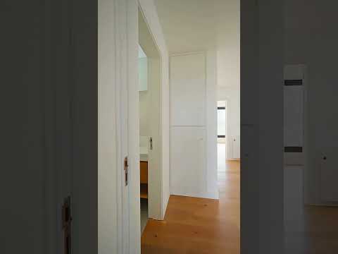 Video de YouTube - Casa en Venta de 3 dormitorios con Piscina, Jardín y Patio en San Nicolás, Montevideo