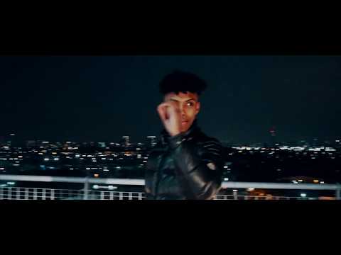 KingWaavey - Charmør