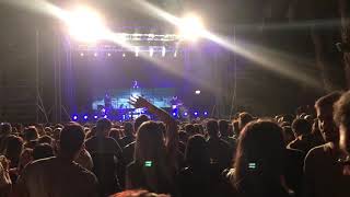 Podría ser peor, La Casa Azul