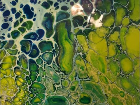 STUNNING SWIPE Using Sheleeart inspired pouring media/acrylic pouring/swipe/fluid art