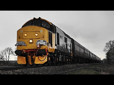 37 403 tnt 37 516,  1Z69, BLS,  Tyne Tees Tractors charity tour passing Little Fenton. 08/04/2022.