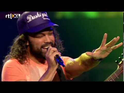 The Voice of Holland 2013 - Liveshow 1 - Vince Irie - La La La
