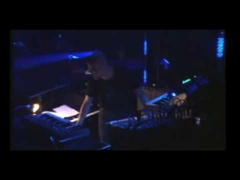 Massive Attack Portishead - Glory Box, Bristol 2005