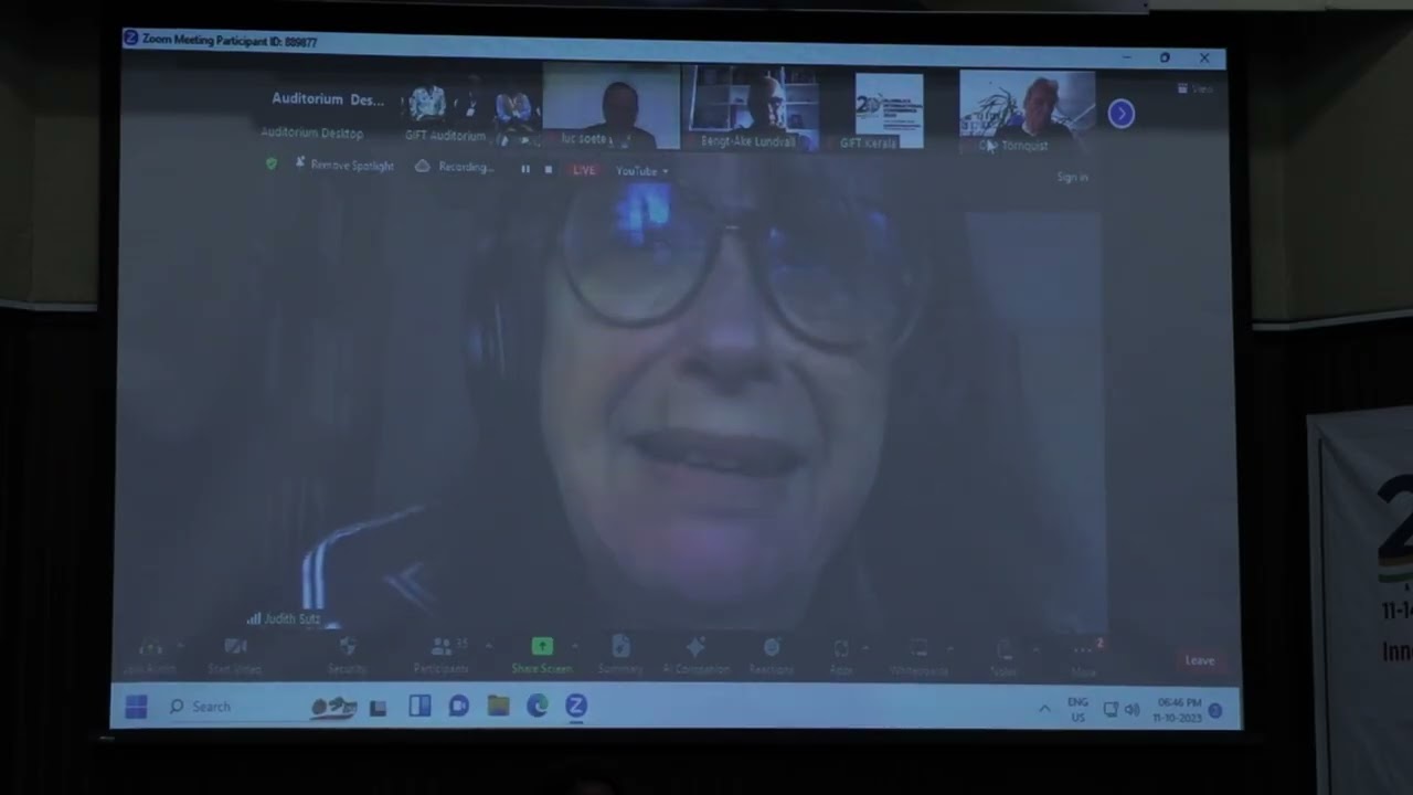 Prof. Judith Sutz deliver her talk