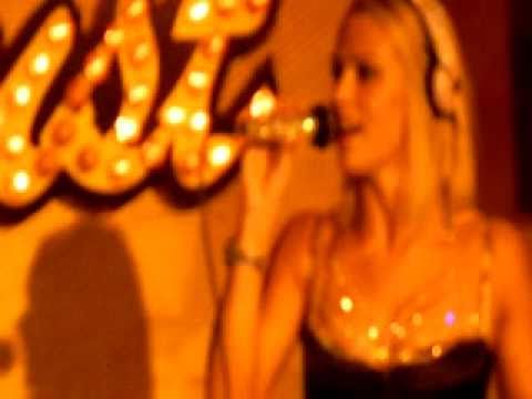 Niki Belucci live @ club Magacin Belgrade 08 10 10 singing live & mixing