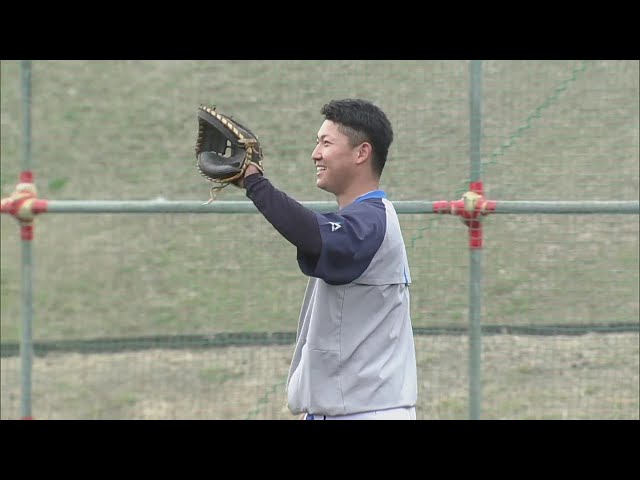 【春季キャンプ】強肩炸裂!! ライオンズ・ドラフト3位ルーキー古賀悠斗が矢のような完璧なスローイングを見せる!! 2022年2月7日 埼玉西武ライオンズ