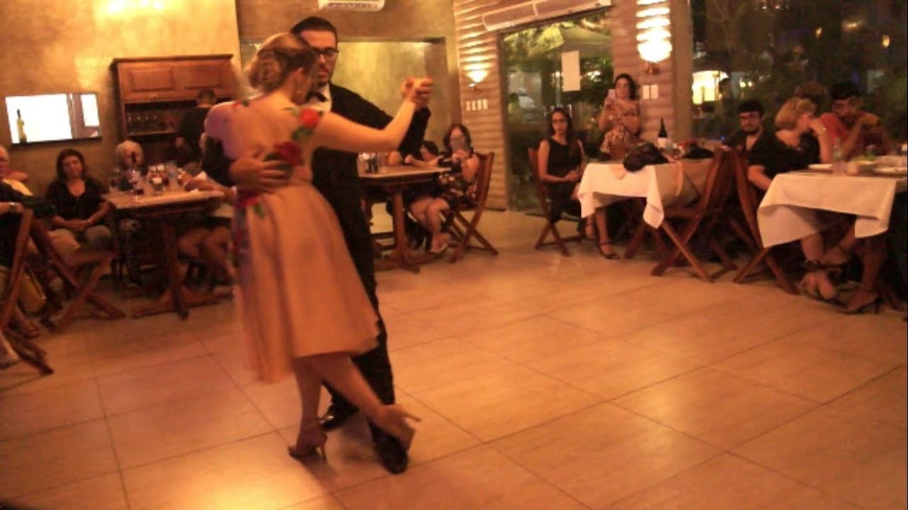 Renata Policarpo e Lorran Monteiro - Flor de Lino