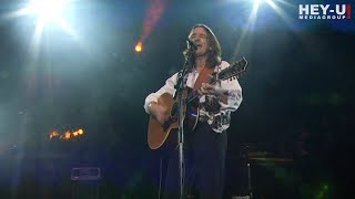 Roger Hodgson - Give A Little Bit [Live in Vienna 2010]