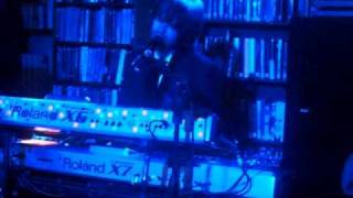 guillemots - little bear (lancaster library)