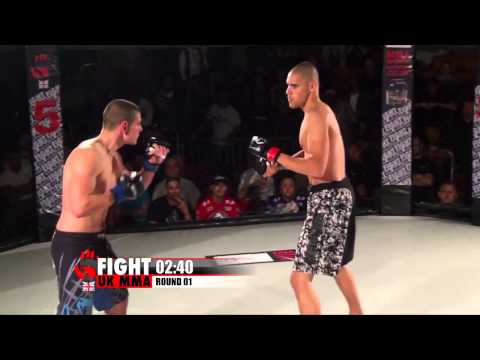 JD Hylton vs James Prince   FIGHT UK AMATEUR CHAMPIONSHIPS 2