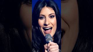 Música muito EMOTIVA / Laura Pausini - La Solitudine (1993) #anos90 #musica #music #lovesong