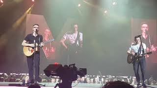 Acoustic Mashup - Mcfly Live At the O2 - Guy who turned her down /Not Alone /No worries /Ive got you