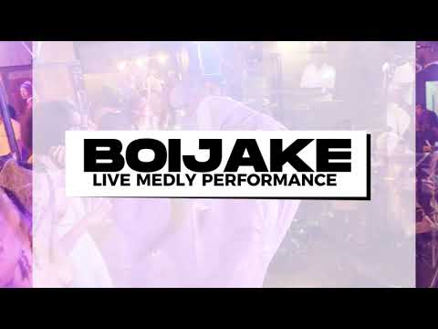 Boijake performs with the Afro Harmony band!