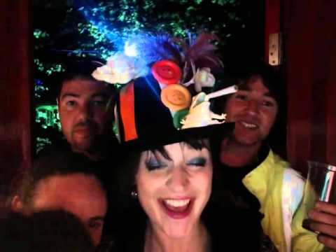 Kelburn Garden Party Video Labs 128