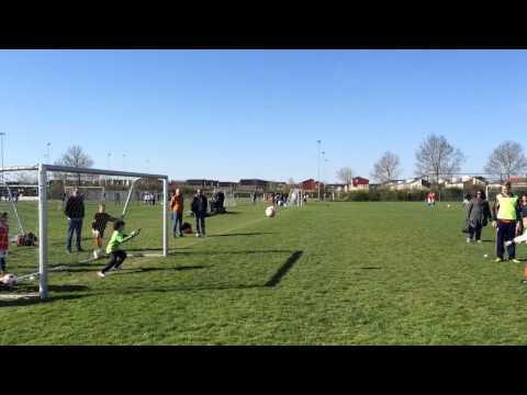 Hoofddorp s.v. F12 - HBC F9 (18-04-2015)