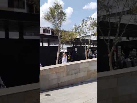 Caminando por el parque de Rionegro Antioquia VLOG #colombia #suscriptores #viajes