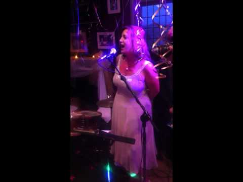 download lagu mp3 mp4 Aw Aw Aw Aw Juicy Song, download lagu Aw Aw Aw Aw Juicy Song gratis, unduh video klip Aw Aw Aw Aw Juicy Song