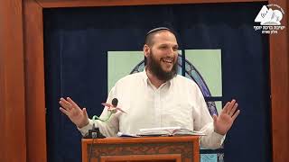 ומרדכי לא יכרע ולא ישתחווה להמן | הרב שחר אימבר | שיחות התחזקות | 18 (ישיבת ברכת יוסף - אלון מורה) - התמונה מוצגת ישירות מתוך אתר האינטרנט יוטיוב. זכויות היוצרים בתמונה שייכות ליוצרה. קישור קרדיט למקור התוכן נמצא בתוך דף הסרטון ומרדכי לא יכרע ולא ישתחווה להמן | הרב שחר אימבר | שיחות התחזקות | 18 (ישיבת ברכת יוסף - אלון מורה) - התמונה מוצגת ישירות מתוך אתר האינטרנט יוטיוב. זכויות היוצרים בתמונה שייכות ליוצרה. קישור קרדיט למקור התוכן נמצא בתוך דף הסרטון