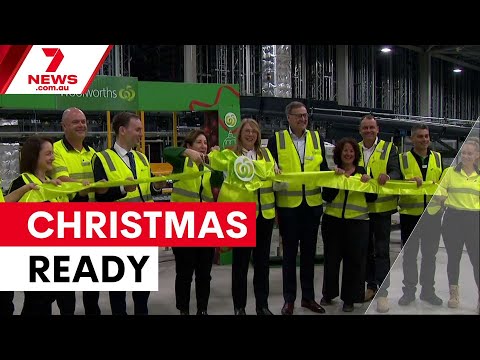 Woolworths opens billion dollar Christmas distribution hub | 7NEWS