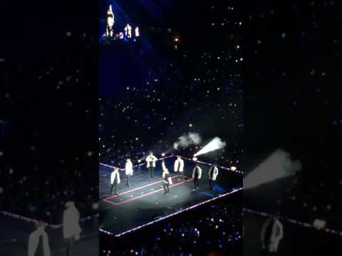 170401 [FANCAM] WINGSTOURinAnaheim - Outro: Wings DANCE BREAK [BTS]