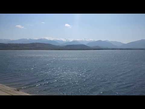 Barajul Paclisa si Muntii Retezat.