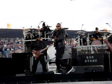 Jay-Z - 'DOA (Death of Auto-Tune)' Live @ Mt Smart Stadium 26/11/10