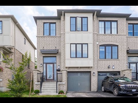 16 Crafter Crescent, Hamilton Home for Sale - Real Estate Properties for Sale
