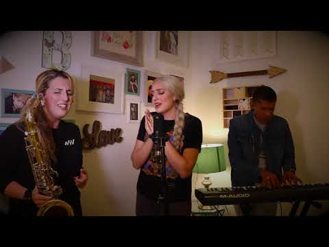 Adoracion Espontanea by Belen Losa Judy Garcia Y Lubbi Colina