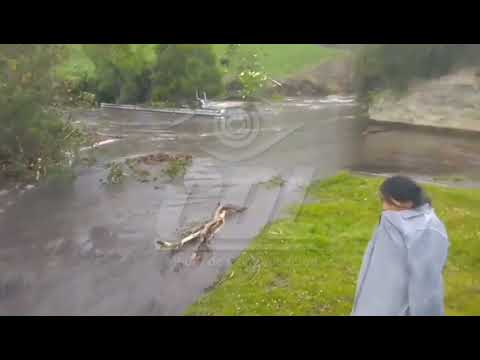 Emergencia por lluvias en la parroquia Belisario Quevedo #Latacunga Latacunga, Cotopaxi