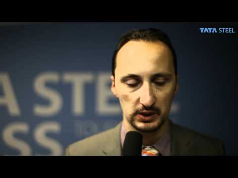Tata Steel Chess 2012 - En passant - Veselin Topalov round 1