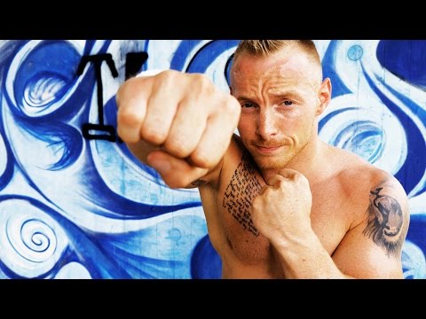 LIVE Workout: 45 Minuten Kickboxen | Fat Burn (Einsteiger)